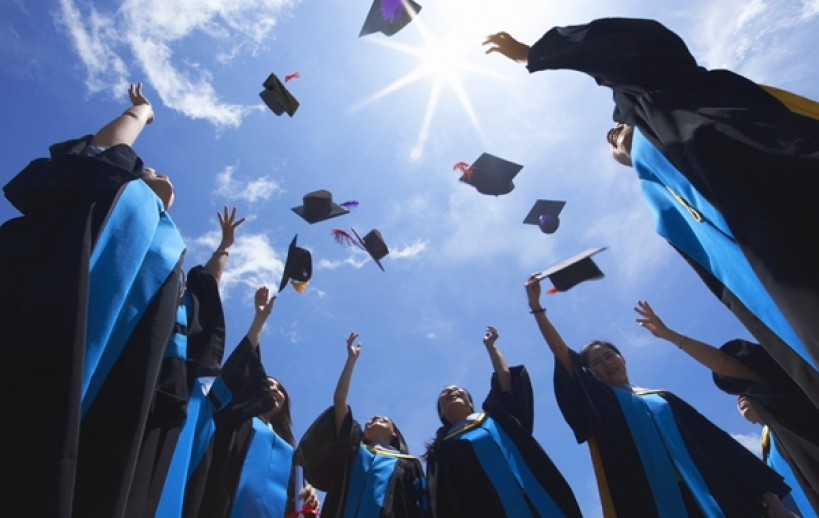 Kedy sa ísť zaevidovať na úrad práce po skončení strednej alebo vysokej školy?