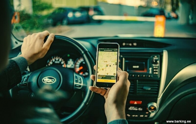 Viete ako vyriešiť problém s parkovaním v Prahe?